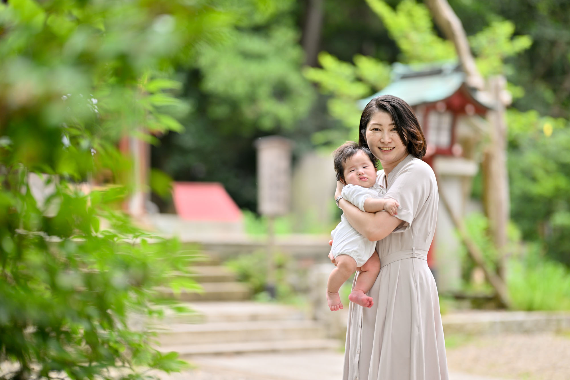 画像 20年後の赤ちゃんへ届ける夏の思い出。厳しい暑さの中でも、万全の対策と家族の愛情で無事に迎えたハレの日の一枚