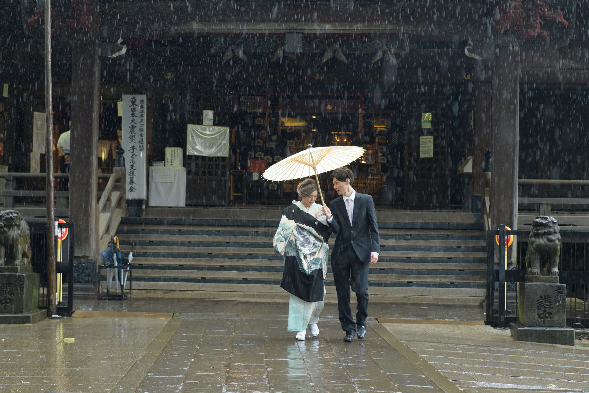 雨の鬼子母神お宮参り写真