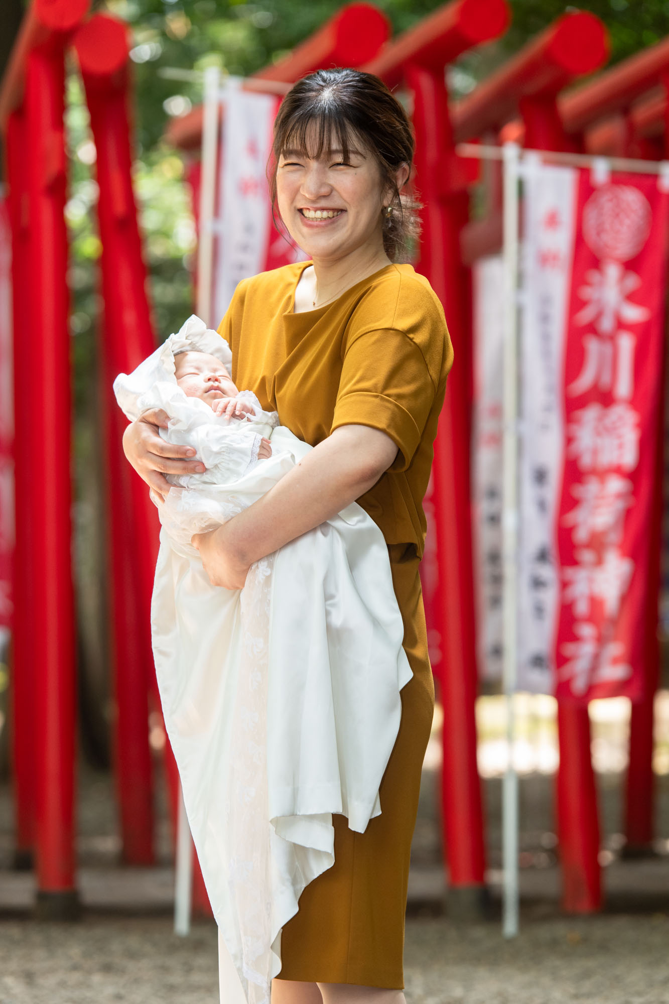 大宮氷川神社のお宮参り写真スポット赤い鳥居の写真