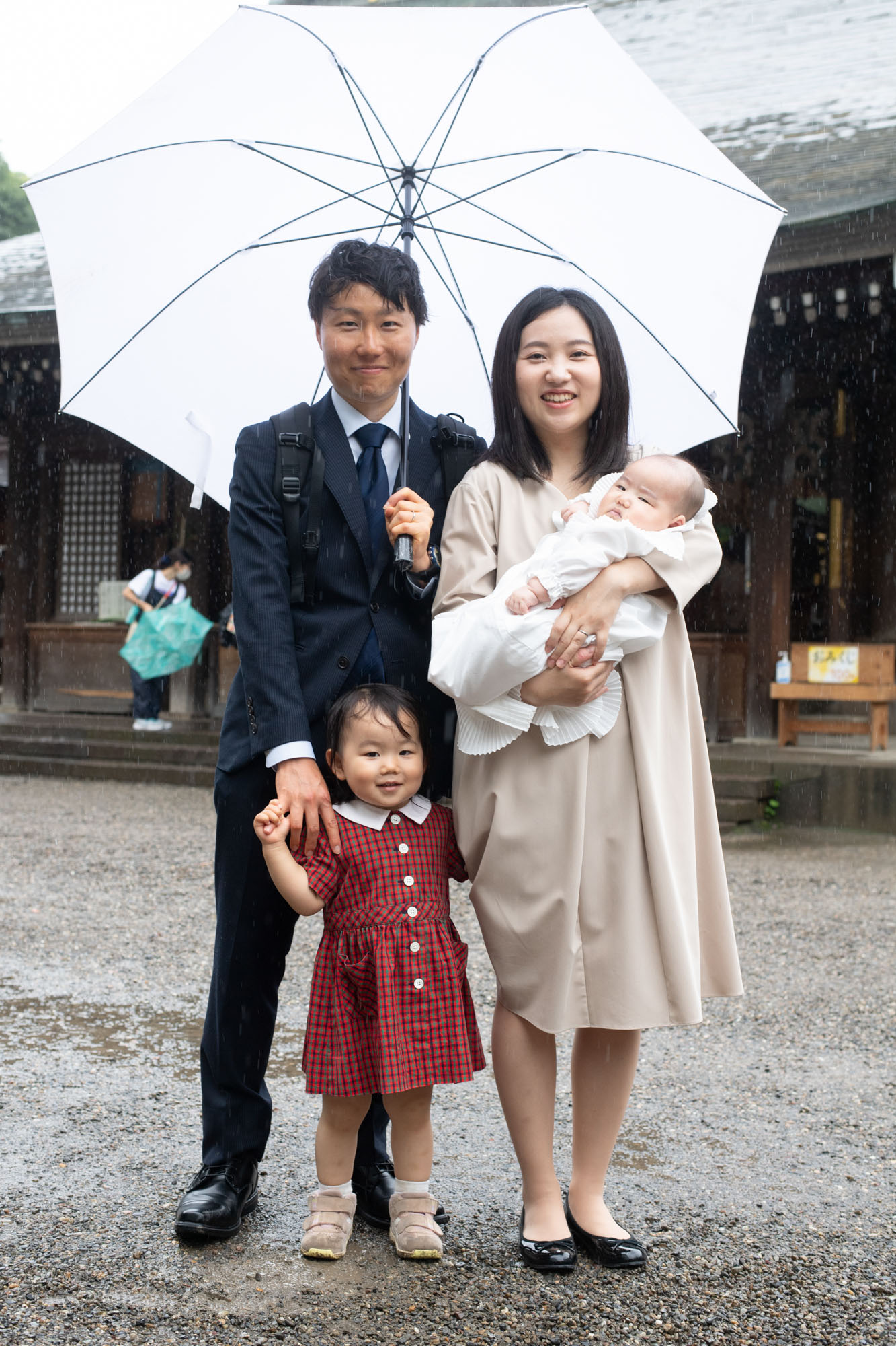 雨の日も安心！大宮氷川神社で撮るお宮参りの美しい記念写真