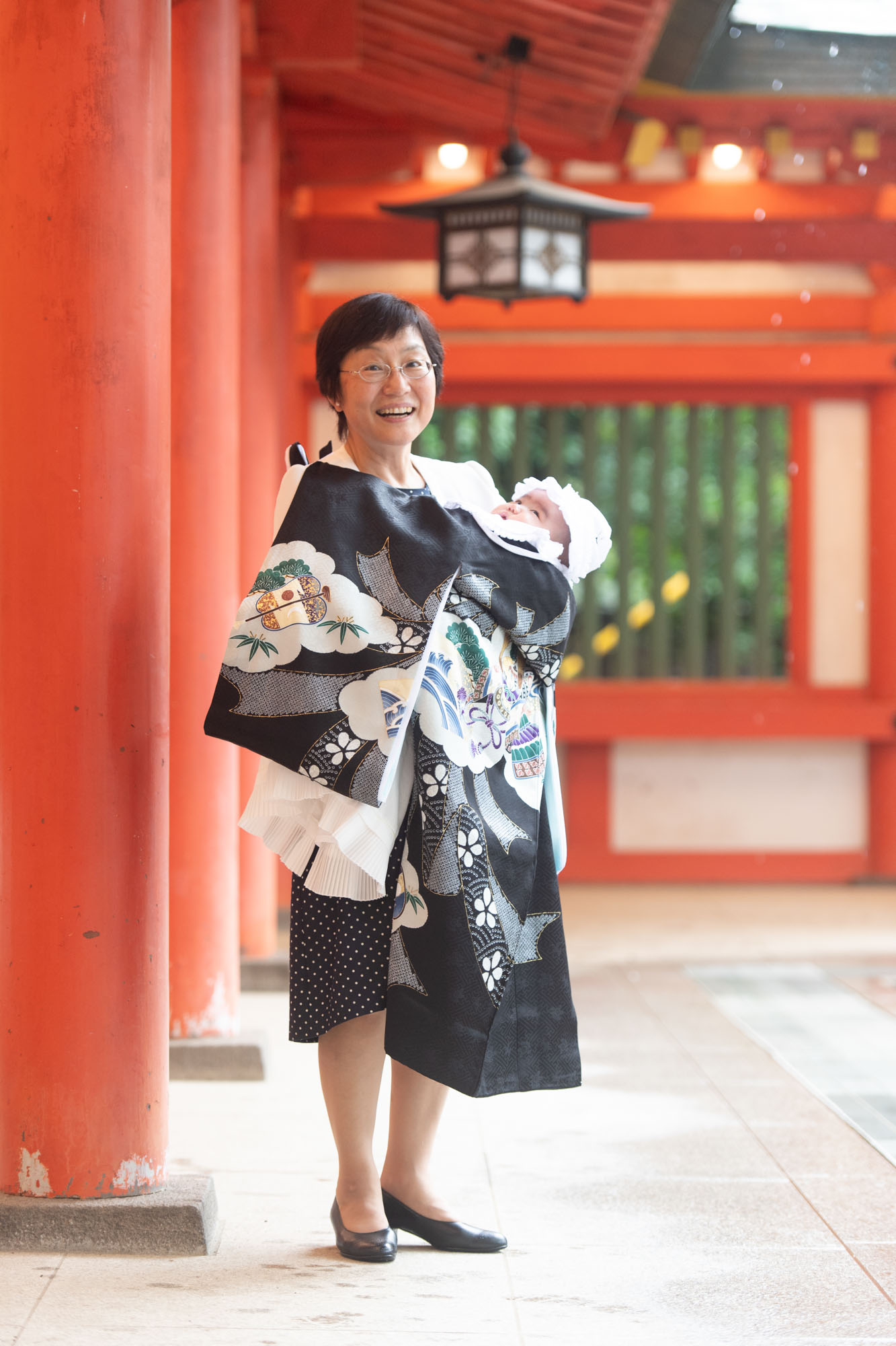 雨の日も安心！大宮氷川神社で撮るお宮参りの美しい記念写真