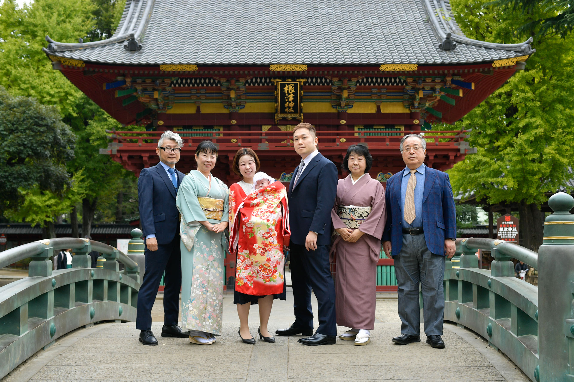 根津神社でお宮参り出張撮影｜東京都文京区の写真