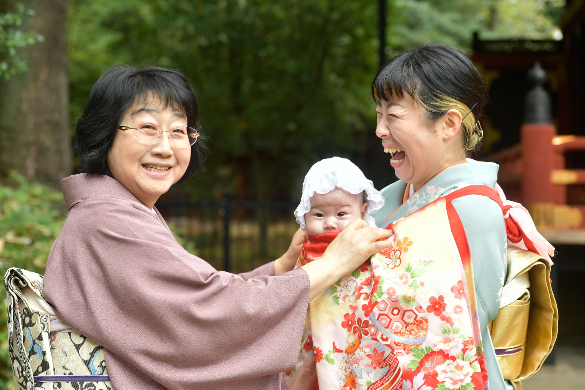 根津神社でお宮参り出張撮影｜東京都文京区の写真
