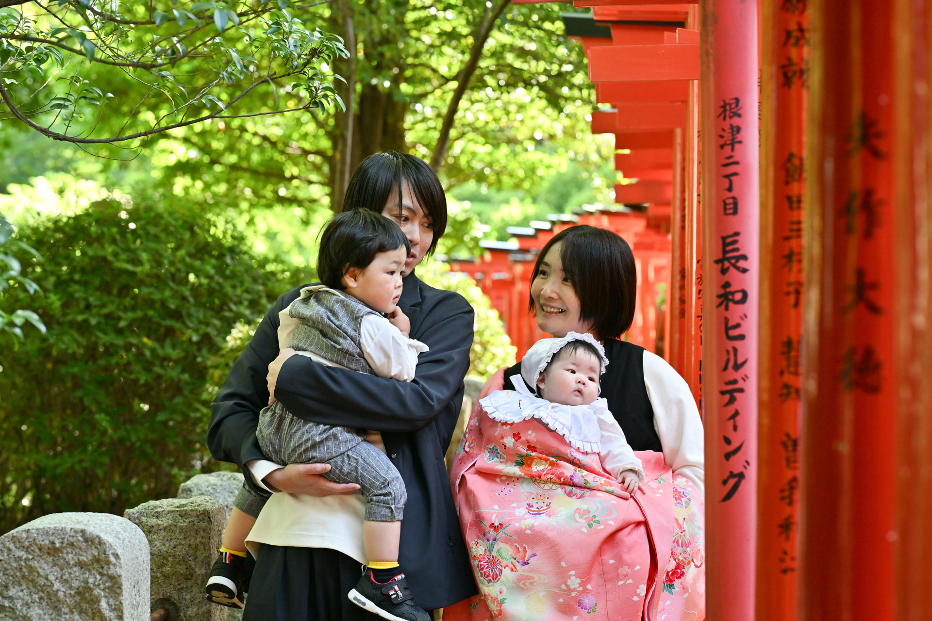 根津神社でお宮参り出張撮影｜東京都文京区の写真